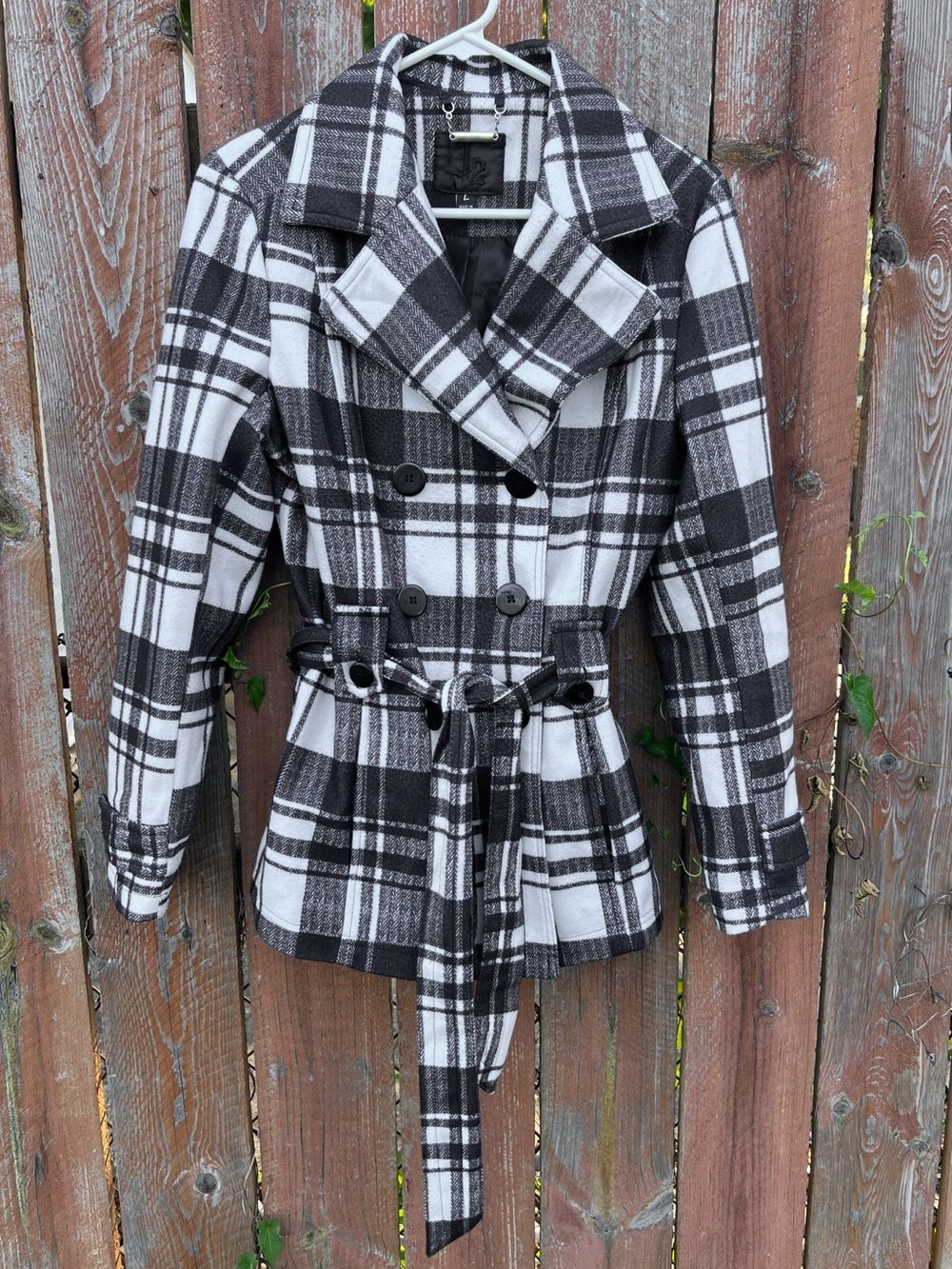 J2 JouJou Plaid Peacoat Black White Womens Large Belted Jacket